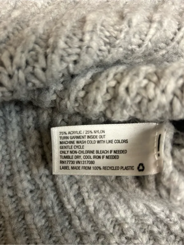 A New Day Women's Gray Knit Sweater Size Medium - Image 4