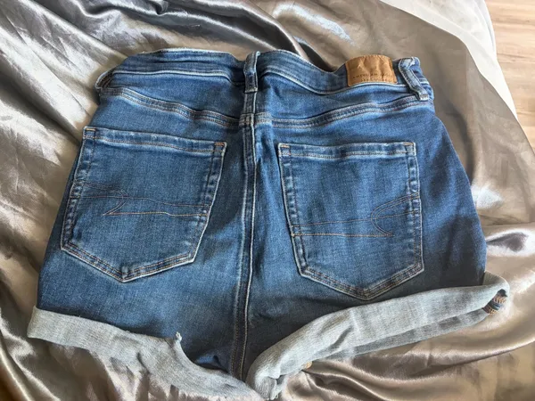 American Eagle Shorts - Image 4