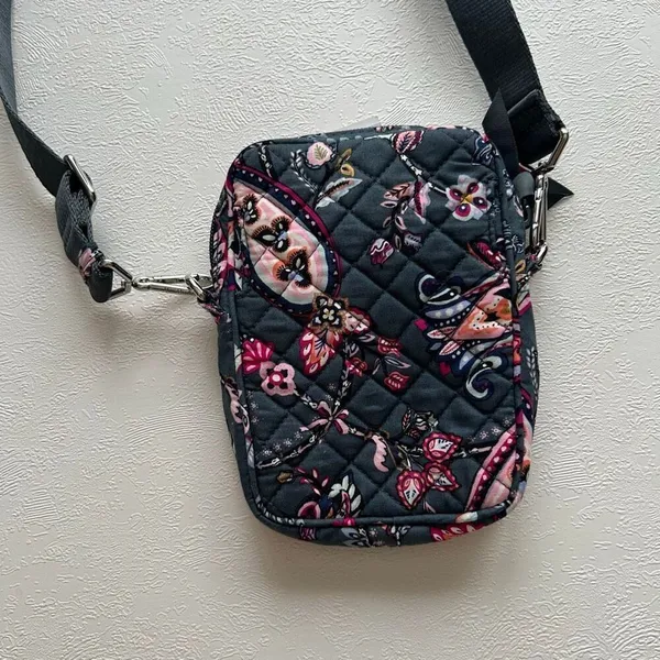 Vera Bradley RFID Small Convertible Crossbody Quilted Floral Bag NWT - Image 7