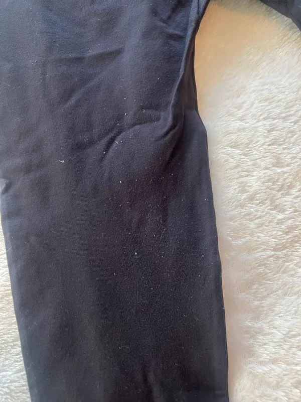 Gymshark Black Cropped Leggings - Image 7