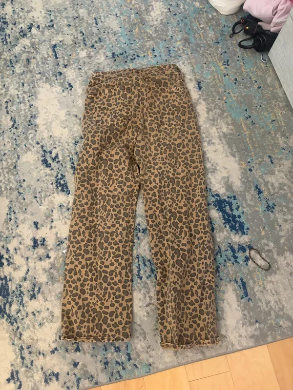 American Eagle Jeans - Image 2