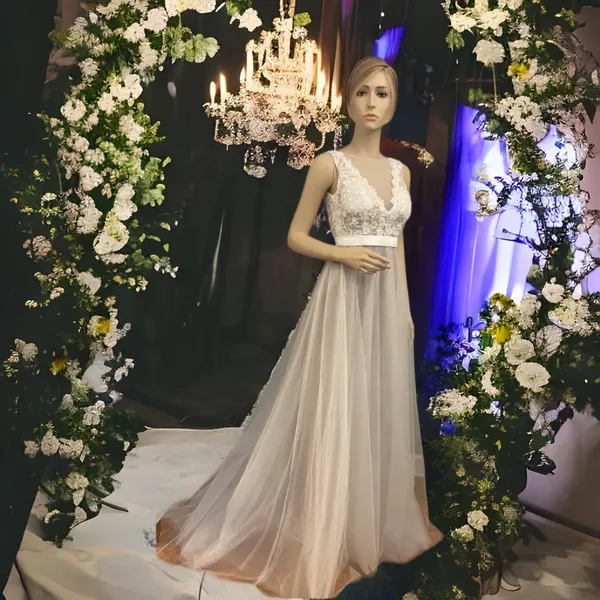 Hebeos wedding dress white lace‎ and tool over champagne sz 2 - Image 2