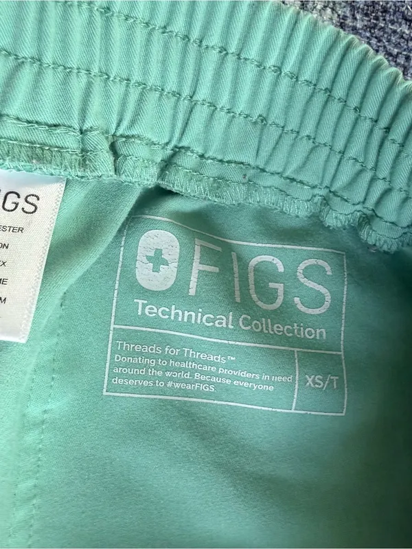 Figs Yola Jade Green Drawstring Cargo Joggers - Image 3