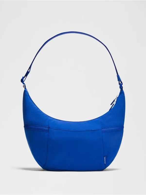 Lululemon Slouchy Sling Bag 6L riverside blue NWT - Image 4