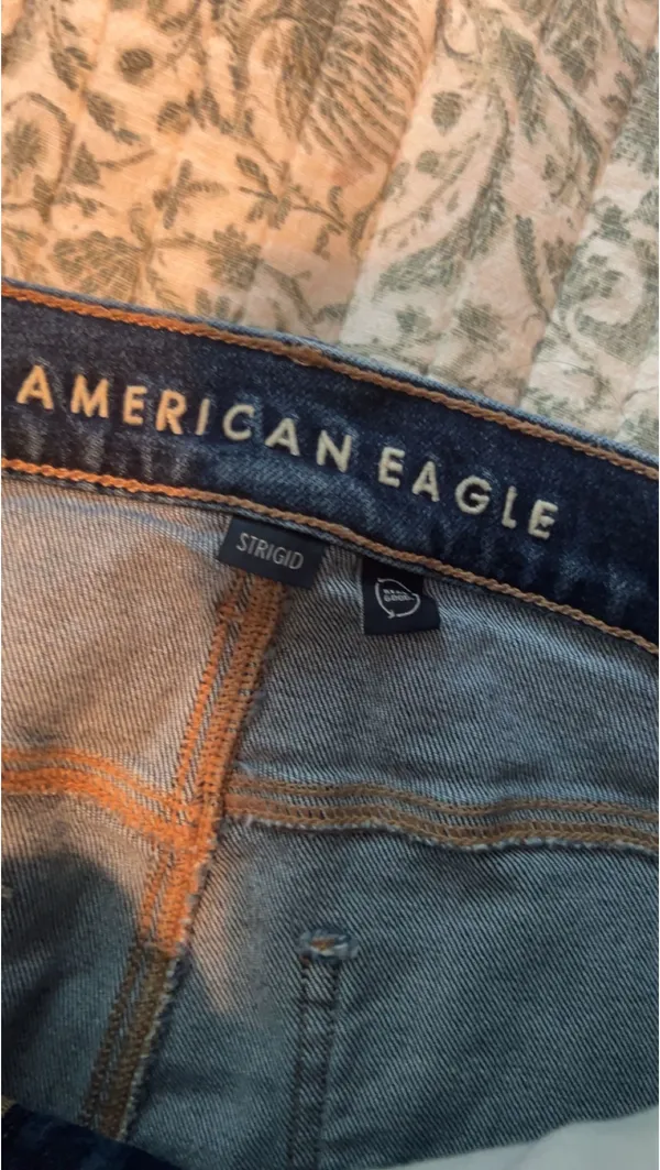 American Eagle Shorts - Image 3