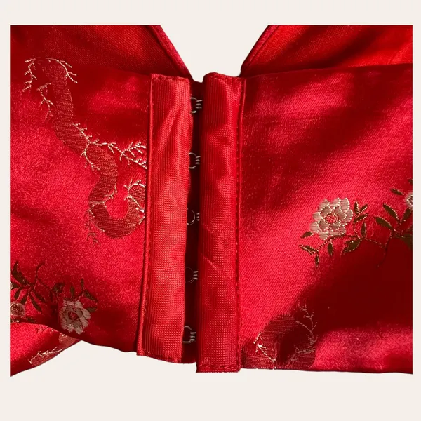 I.AM.GIA. Red Floral Jacquard Satin V-Neck Cropped Top Size Small - Image 7
