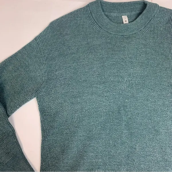 Lululemon womens size 10 merino wool sweater green knit pullover crew neck tide - Image 4