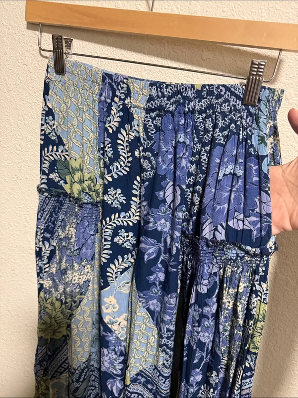 Angie Blue Patchwork Floral Wide‎ Leg Boho Pants Smocked Size Small - Image 11