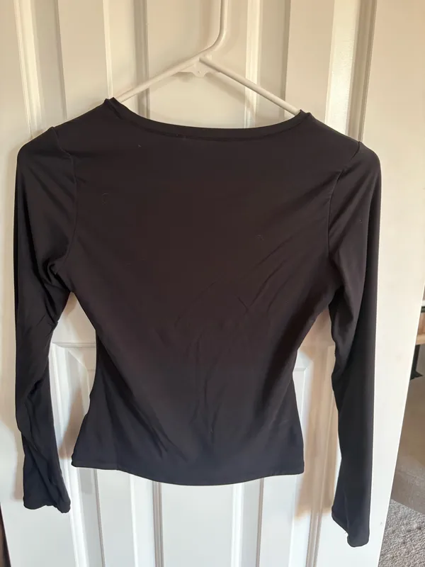 Suuksess black long sleeve - Image 3