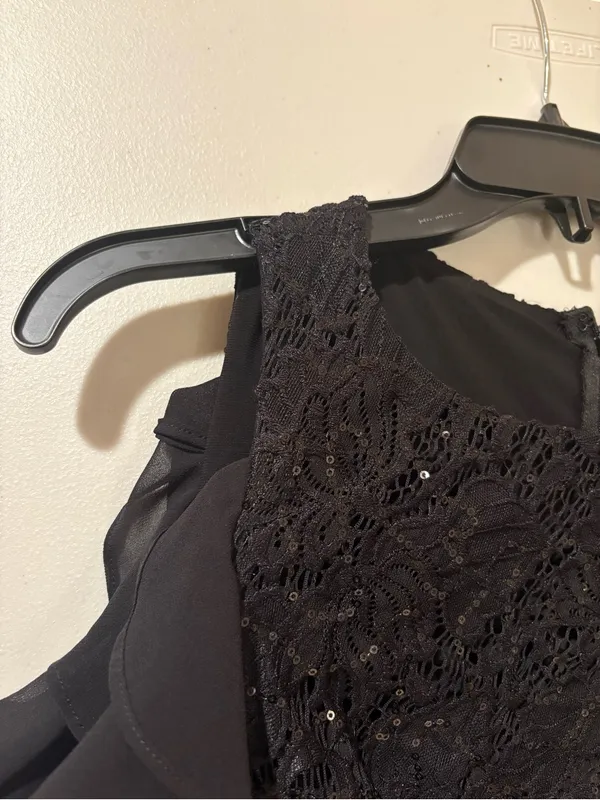 LRL Black Sequin Lace Cold Shoulder Ruffle Dress Size 10 / M (No Tag) - Image 3