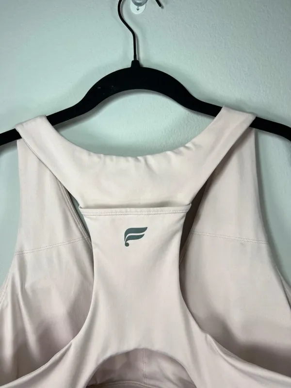 Fabletics On-The-Go Medium Impact Sports Bra Soft Shell Pink Padded Pocket Sz XL - Image 9