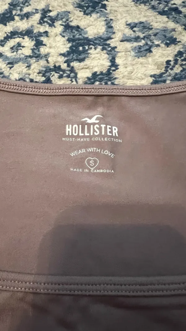Hollister Seamless Square Neck Baby Tee - Image 2