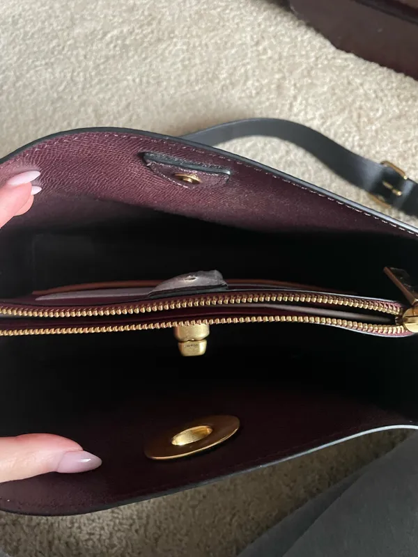 Coach  - Image 3