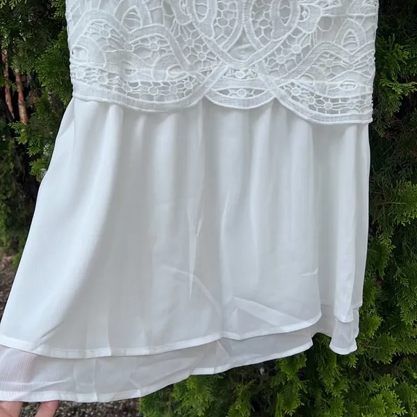 Top White Size L - Image 3