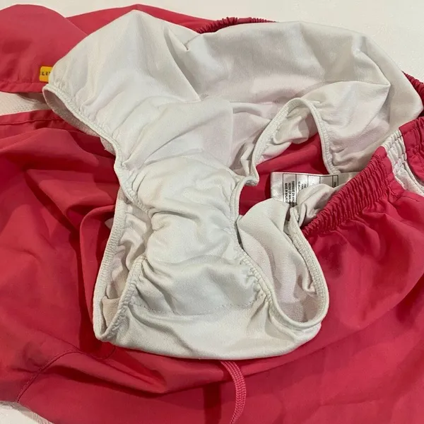 Nike FitDry Tempo Running Shorts Women’s Medium Red Yellow Trim Activewear - Image 9