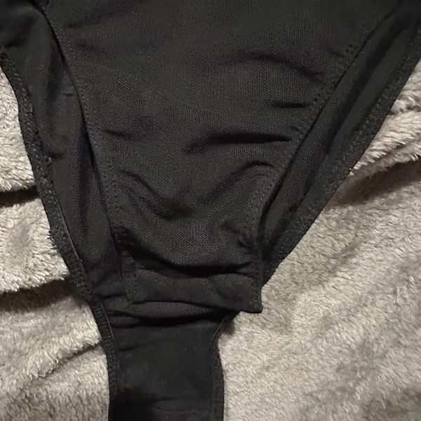 Princess Polly DELANY BODYSUIT black top / us 4 - Image 3