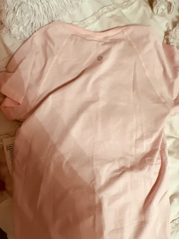 Lululemon Swiftly Tech Short Sleeve Strawberry Milkshake - Image 2
