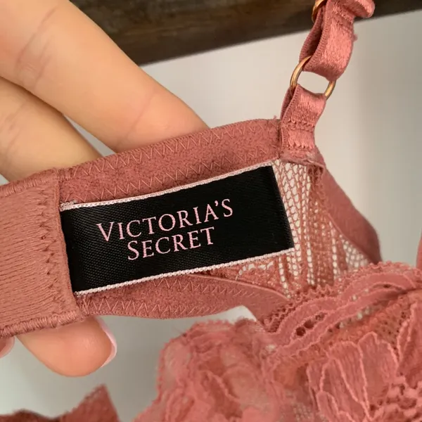 Delicate and soft lace peach pink Victoria’s Secret Slip Dress / Size XS - Image 3