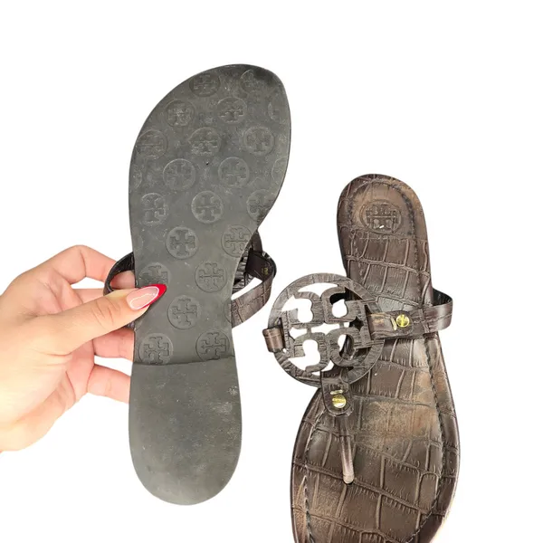 Tory Burch Miller Crocodile Embossed Brown Leather‎ Sandals Size: 9.5 - Image 6