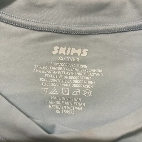 SKIMS LIMITED EDITION Fits Everybody T-Shirt - Image 4