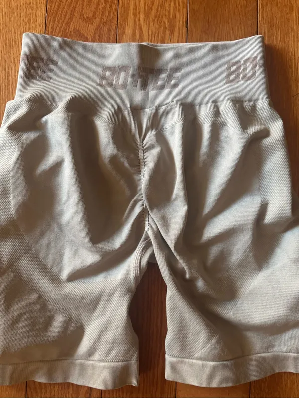Bo + Tee Define High Rise Biker Shorts Size Small NWOT - Image 2