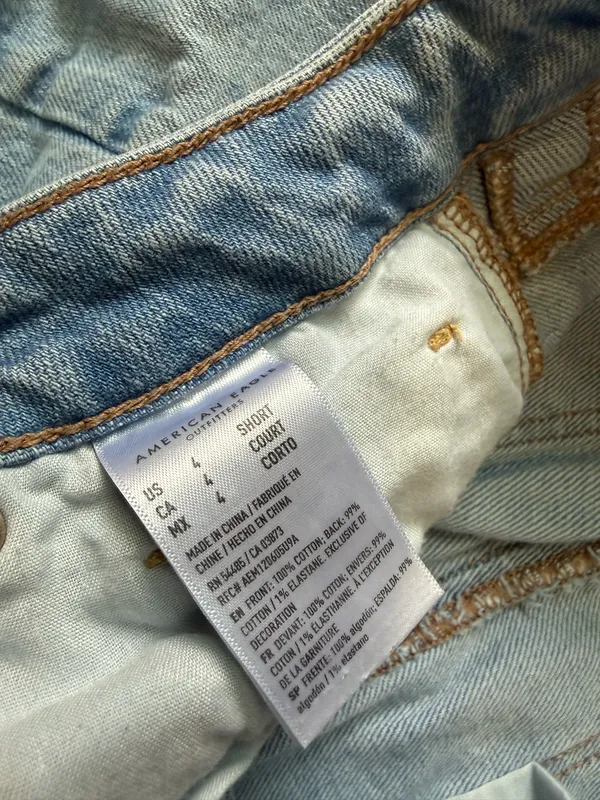 Women’s American Eagle Jeans - Image 3