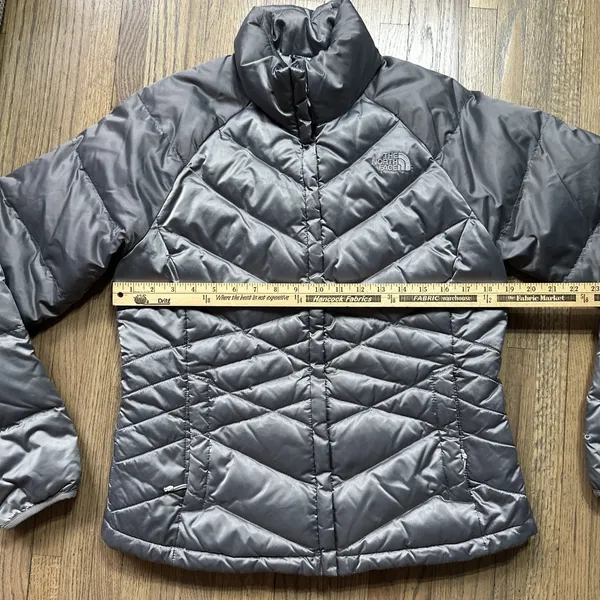 Women's The North Face 550 Down Filled Puffer Jacket Medium Ladies Silver - Image 6