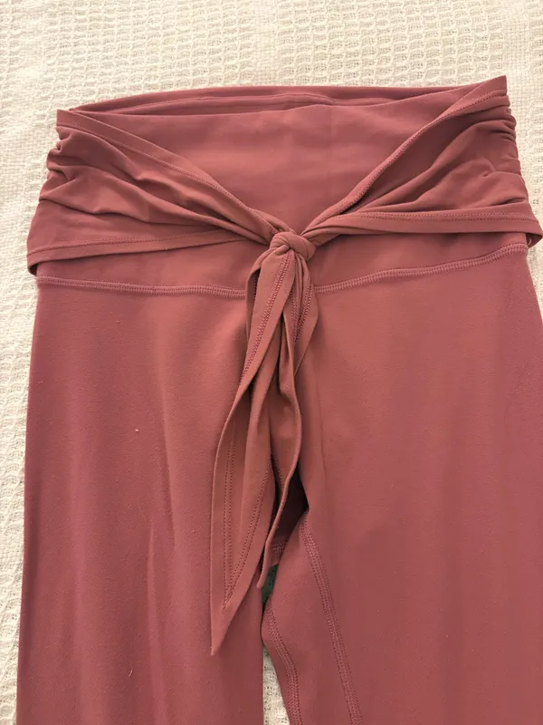 Lululemon Leggings - Image 3