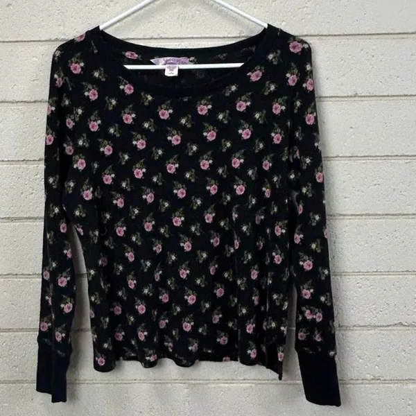 Victoria’s Secret Black Floral Thermal Pajama Set size M - Image 6