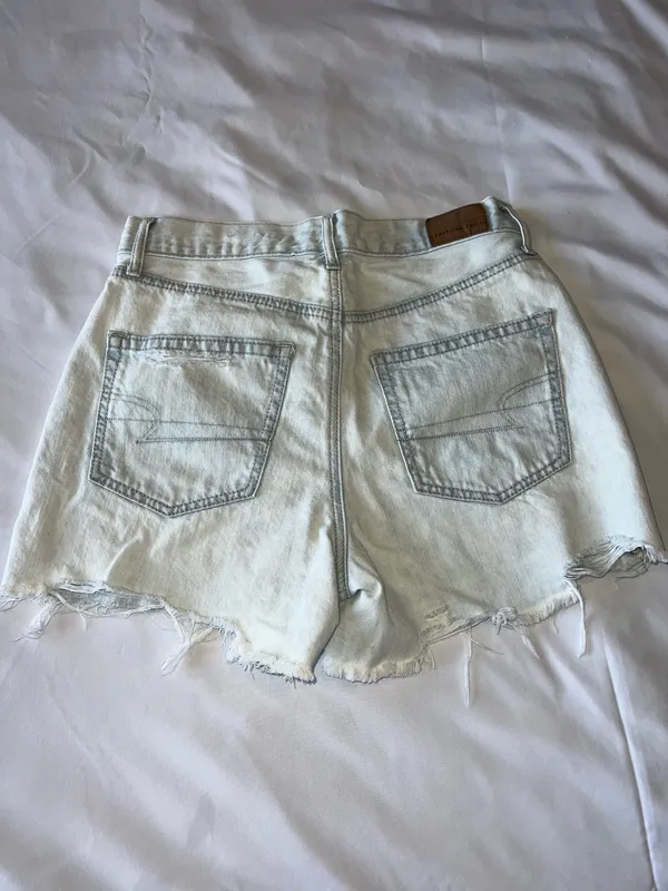 American Eagle Shorts - Image 2