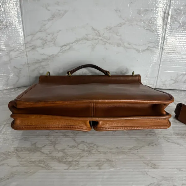 Coach kensington satchel briefcase Leather Messenger Brown bag front pockets - Image 7