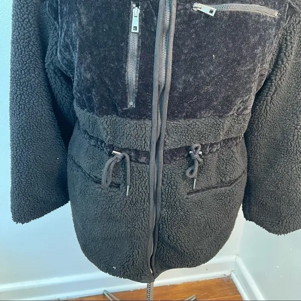 Milligram Womens Teddy Jacket Full Zip Black Zipper Pocket Faux Suede Drawstring - Image 3