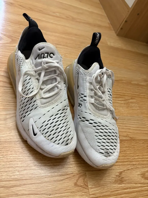 Nike Shoes Air 270 - Image 2