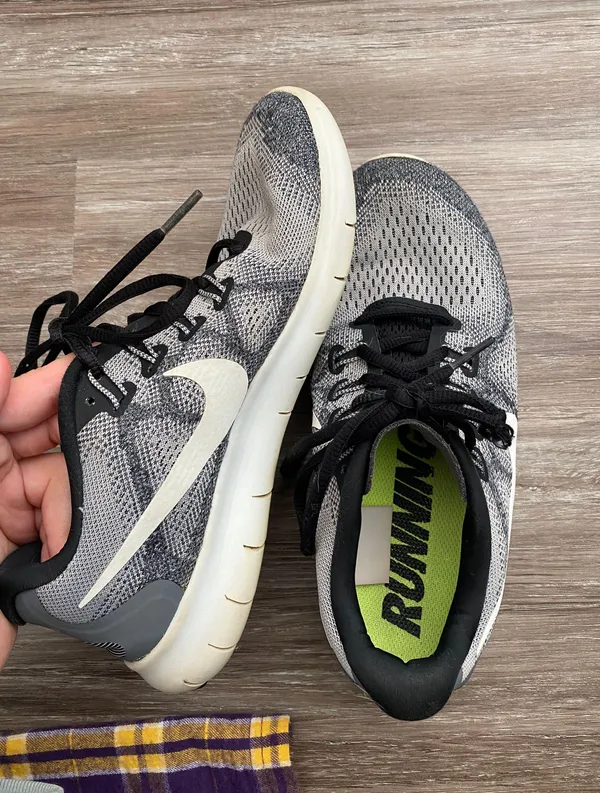 Nike running gym shoes - Image 2