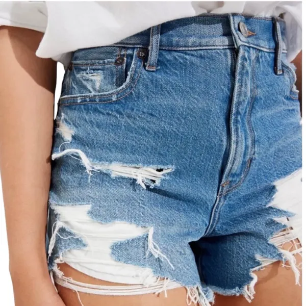 American Eagle Strigid Denim Highest Rise 90s Boyfriend Short - Image 6