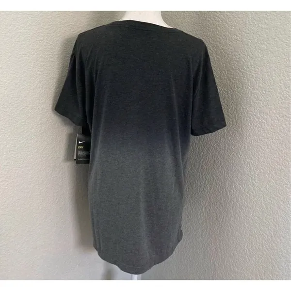 The Nike Tee Dri-Fit Golden State Warriors Gray Ombré Shirt Size Medium - Image 3