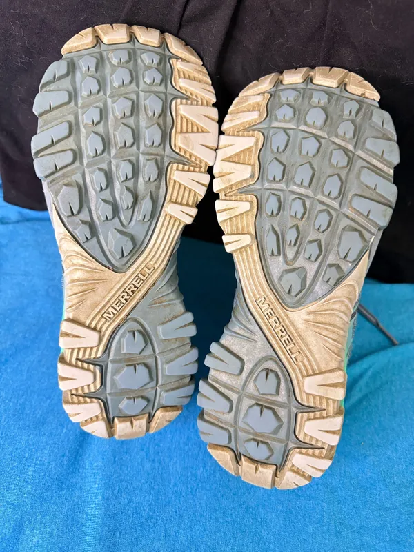 Merrell Sneaker Shoes Womens Size 8 - Image 7