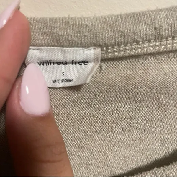 Aritzia Wilfred Free Pisces Reglan Lounge Long Sleeve Shirt- Size Small - Image 3