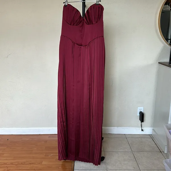 House of CB‎ XL A-C 'Marcella' Berry pleated georgette maxi dress NWOT - Image 5
