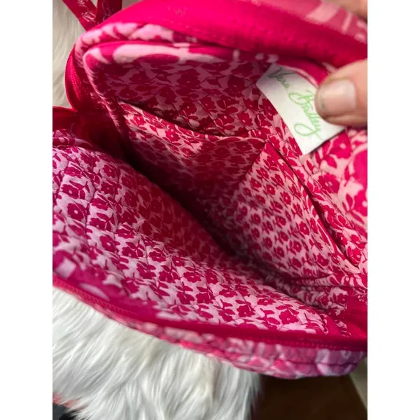 Vera Bradley Quilted Pink and White Backpack - Image 8