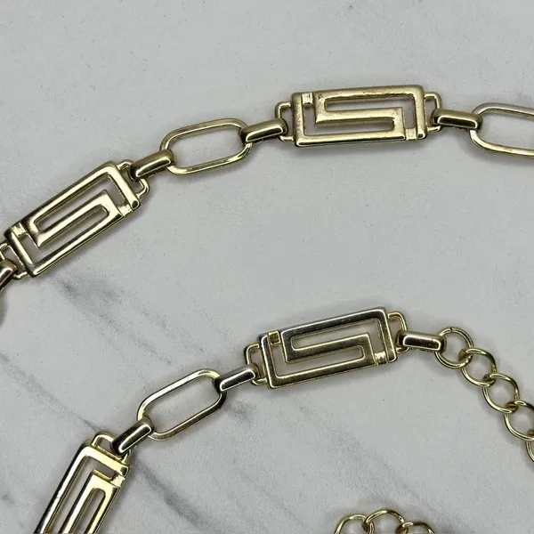 Greek Key Gold Tone Chain Belt One Size (OS) Adjustable Hook Closure ✨ - Image 4