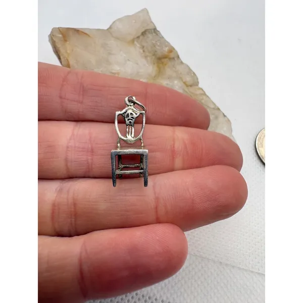 Vintage Sterling Silver Chair Charm 925 Miniature Furniture Pendant 1.32g - Image 2