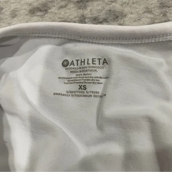 Athleta White Foothill Seamless Tank - Image 13