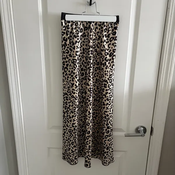 Leopard Print Satin Midi Skirt Multiple Size XS - Image 2