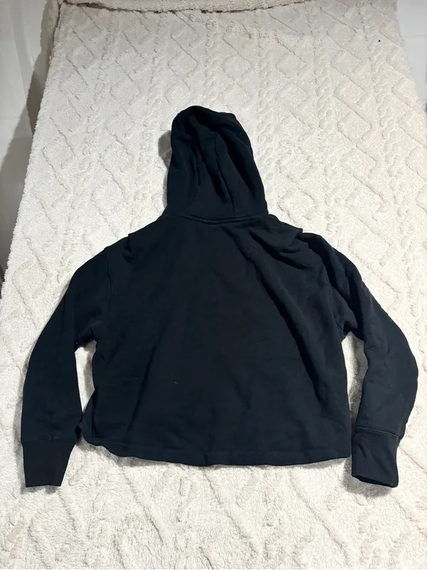 Nike black cropped hoodie large heavyweight - Image 2