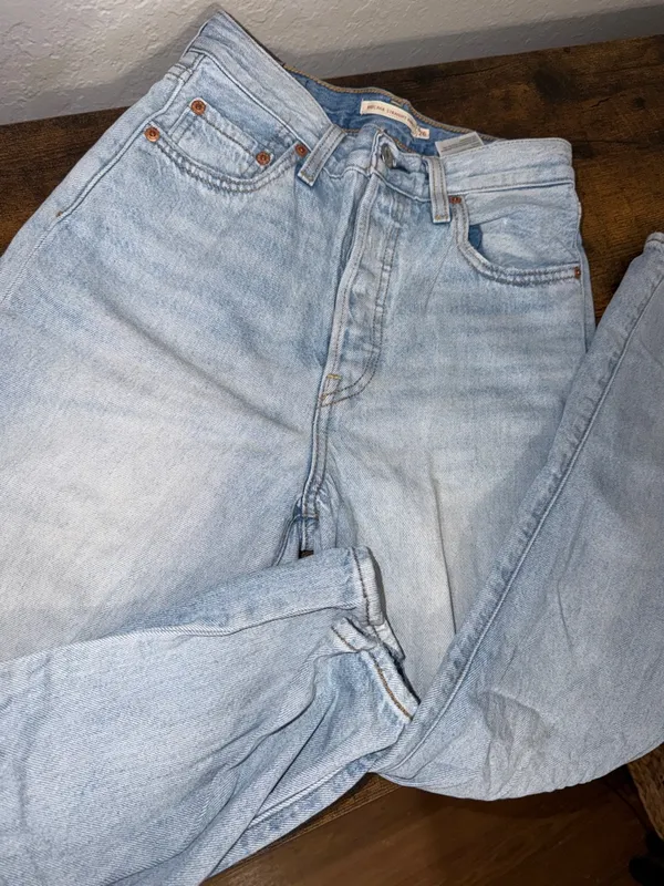 Levi’s Ribcage Straight Ankle Button Fly Jeans Size 26 - Image 11