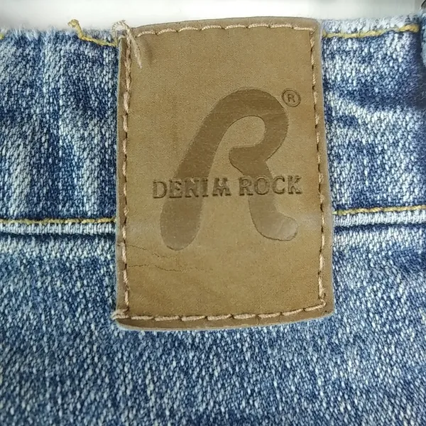 Denim Rock 5 28x30 Y2K Low Rise Medium Wash Flare Jeans - Image 9