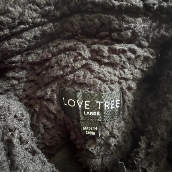 Love Tree Black Cozy Fuzzy Sherpa Fleece Shacket (L) - Image 2