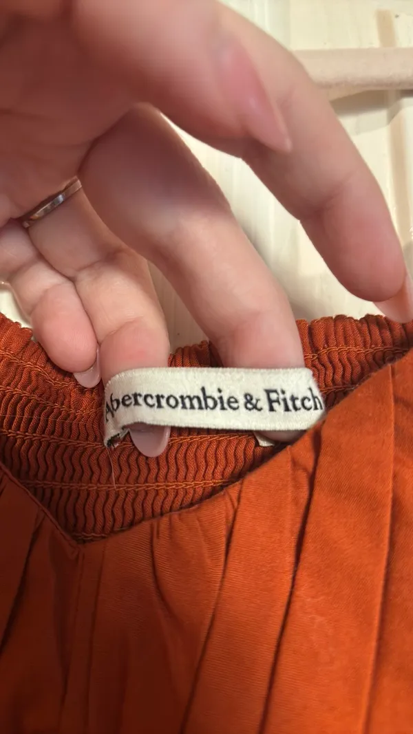 Abercrombie Long Sleeve Cropped Shirt Burnt Orange - Image 4