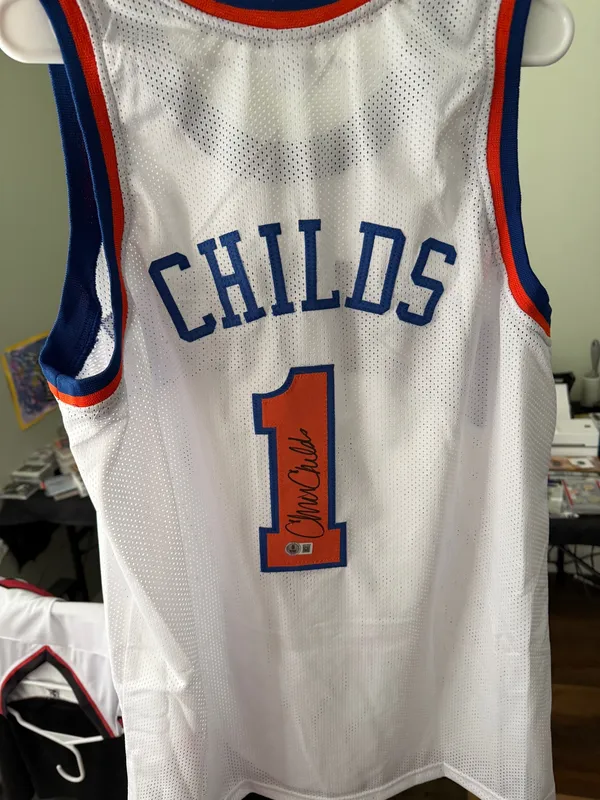 Authentic Autographed NY Knicks White Size XL - Image 2